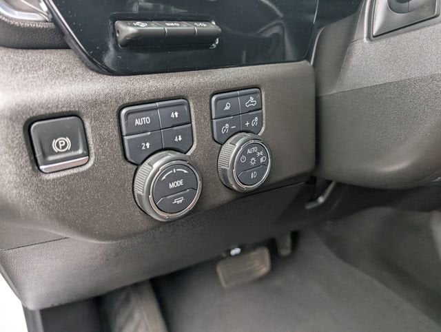 2024 Chevrolet Silverado 3500 HD High Country DRW