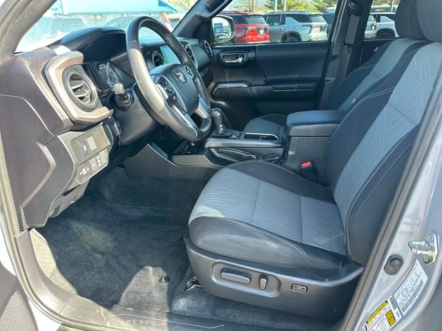 2020 Toyota Tacoma 4WD SR5