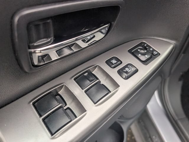 2024 Mitsubishi Outlander Sport S